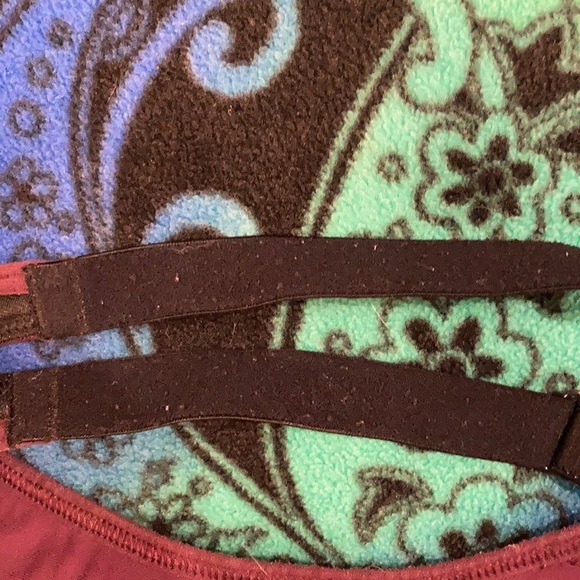 Lululemon Sports Bra Purple 32D black mesh no pads - Picture 4 of 6